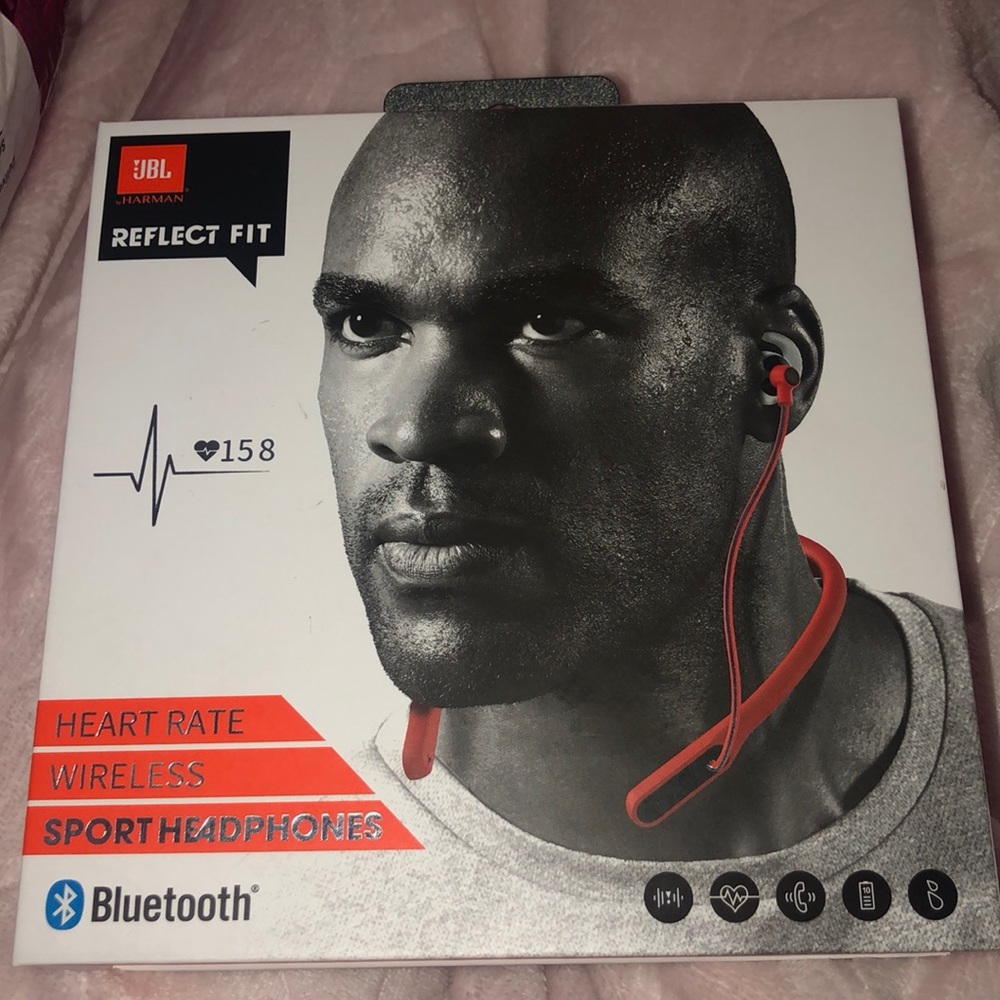 JBL wireless bluetooth ear buds